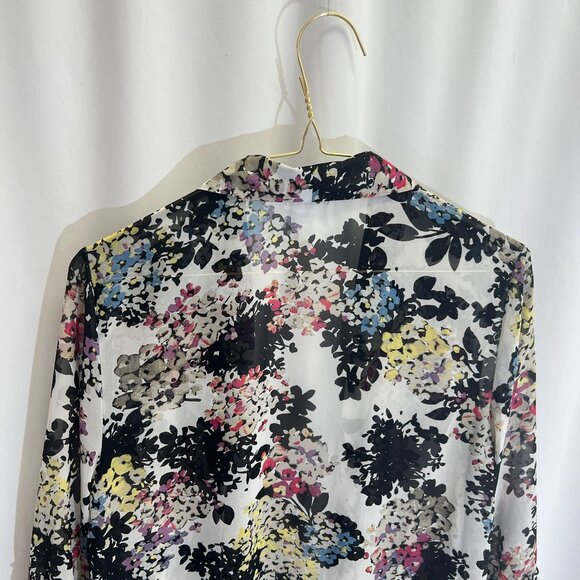 Westport Floral Housecoat or beach cover up with collar, ruffle detail on sleeve - Picture 10 of 12